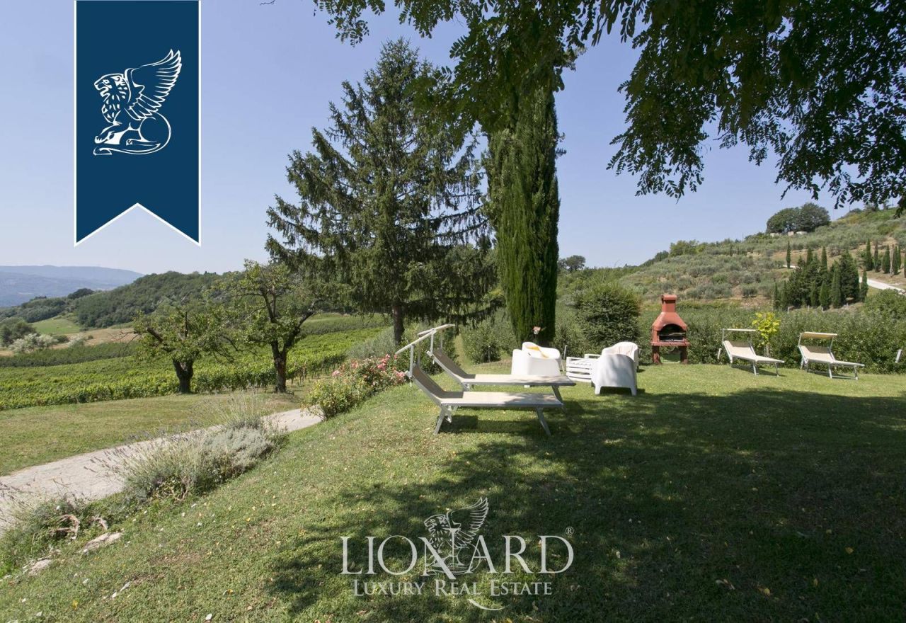 Ферма в Виккьо, Италия, 1 000 м² - фото 16