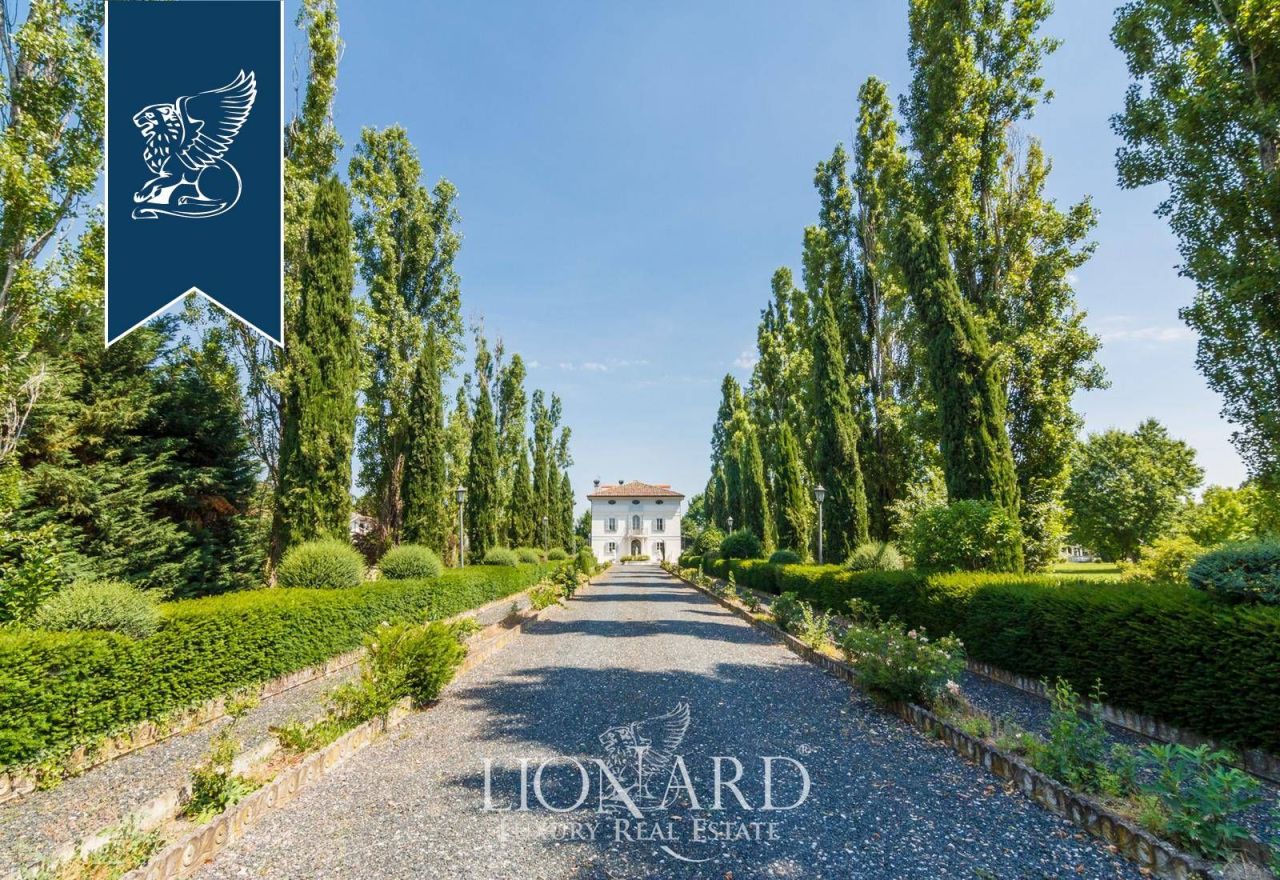 Вилла в Реджо-Эмилии, Италия, 800 м² - фото 16