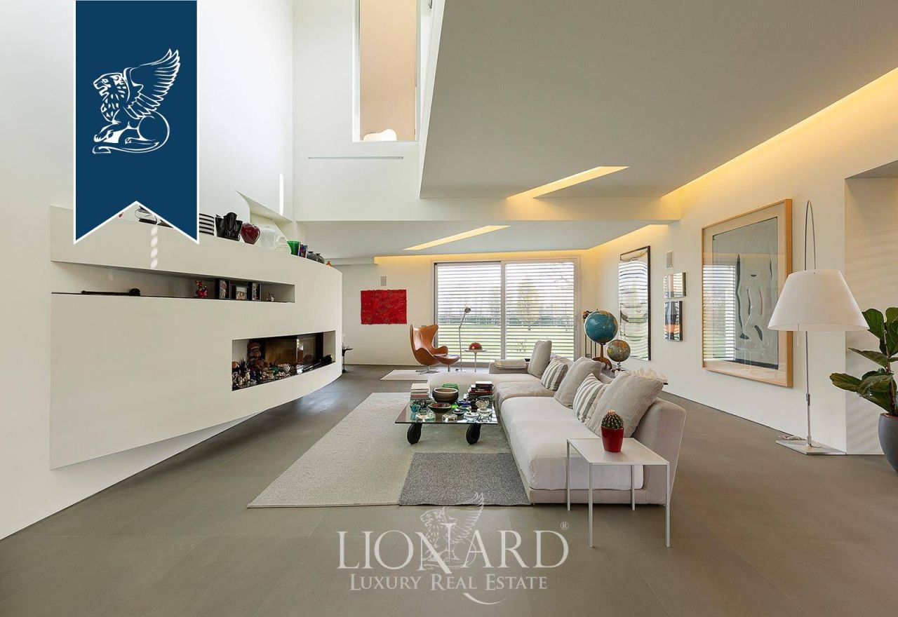 Вилла в Бергамо, Италия, 1 000 м² - фото 16