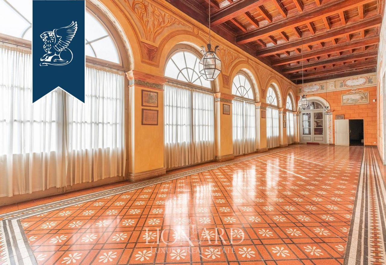 Вилла в Кремоне, Италия, 2 200 м² - фото 16