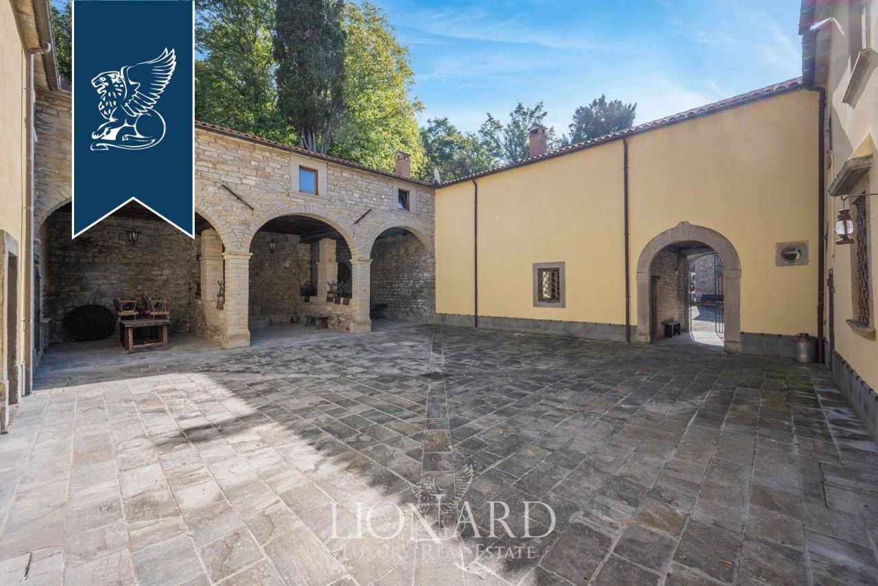 Вилла во Флоренции, Италия, 1 600 м² - фото 16