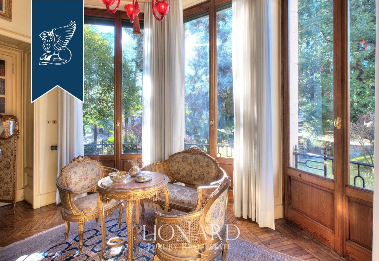 Вилла в Стрезе, Италия, 600 м² - фото 16