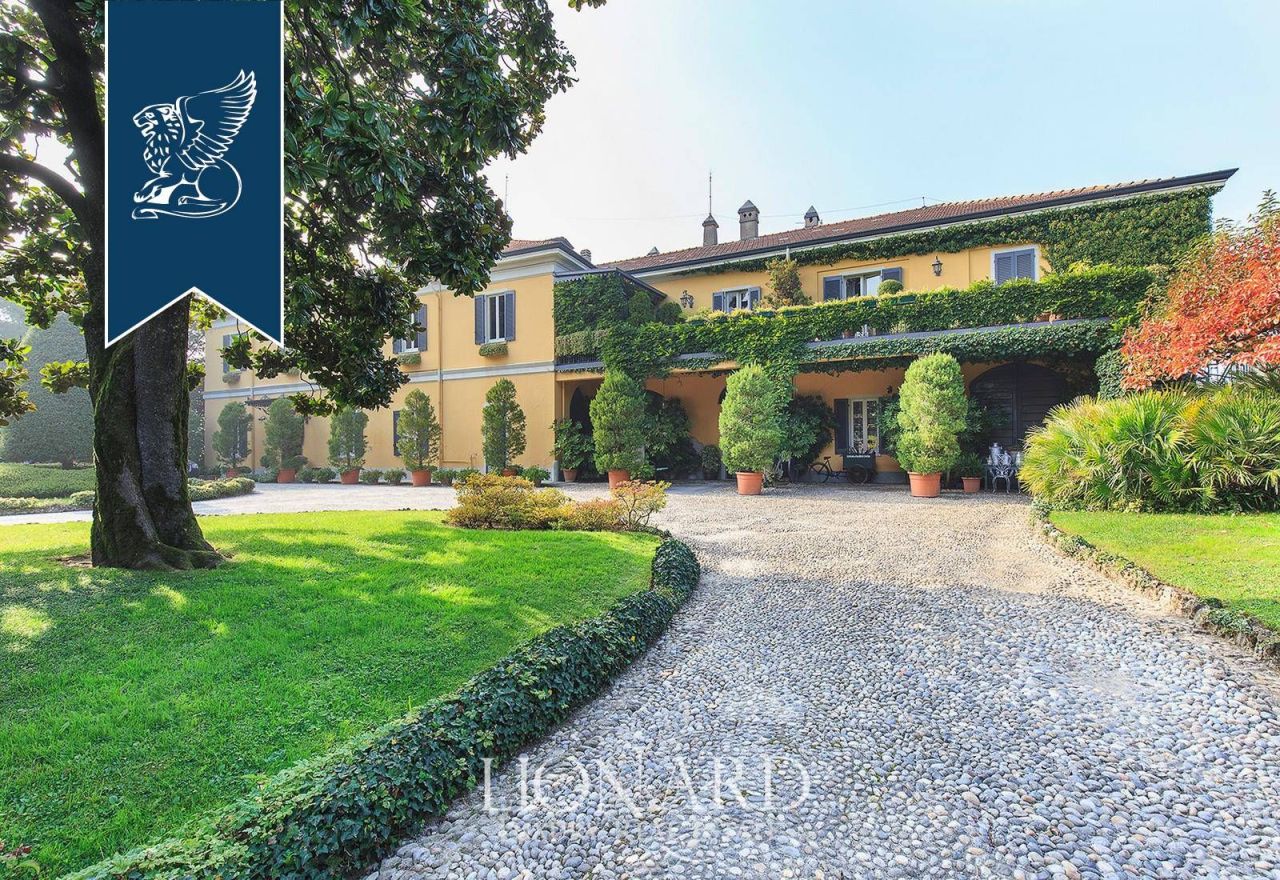 Вилла в Лекко, Италия, 1 000 м² - фото 16