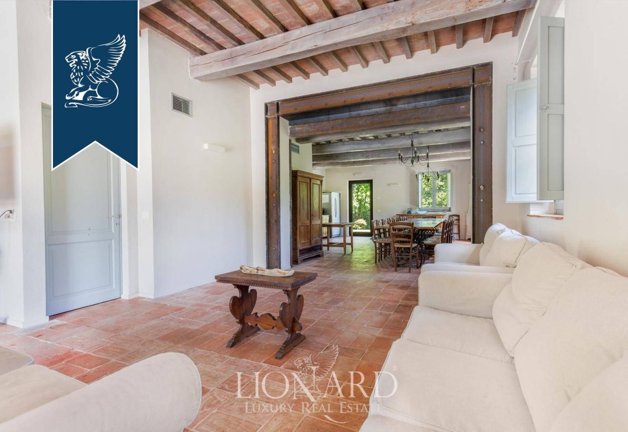 Вилла в Ареццо, Италия, 726 м² - фото 16