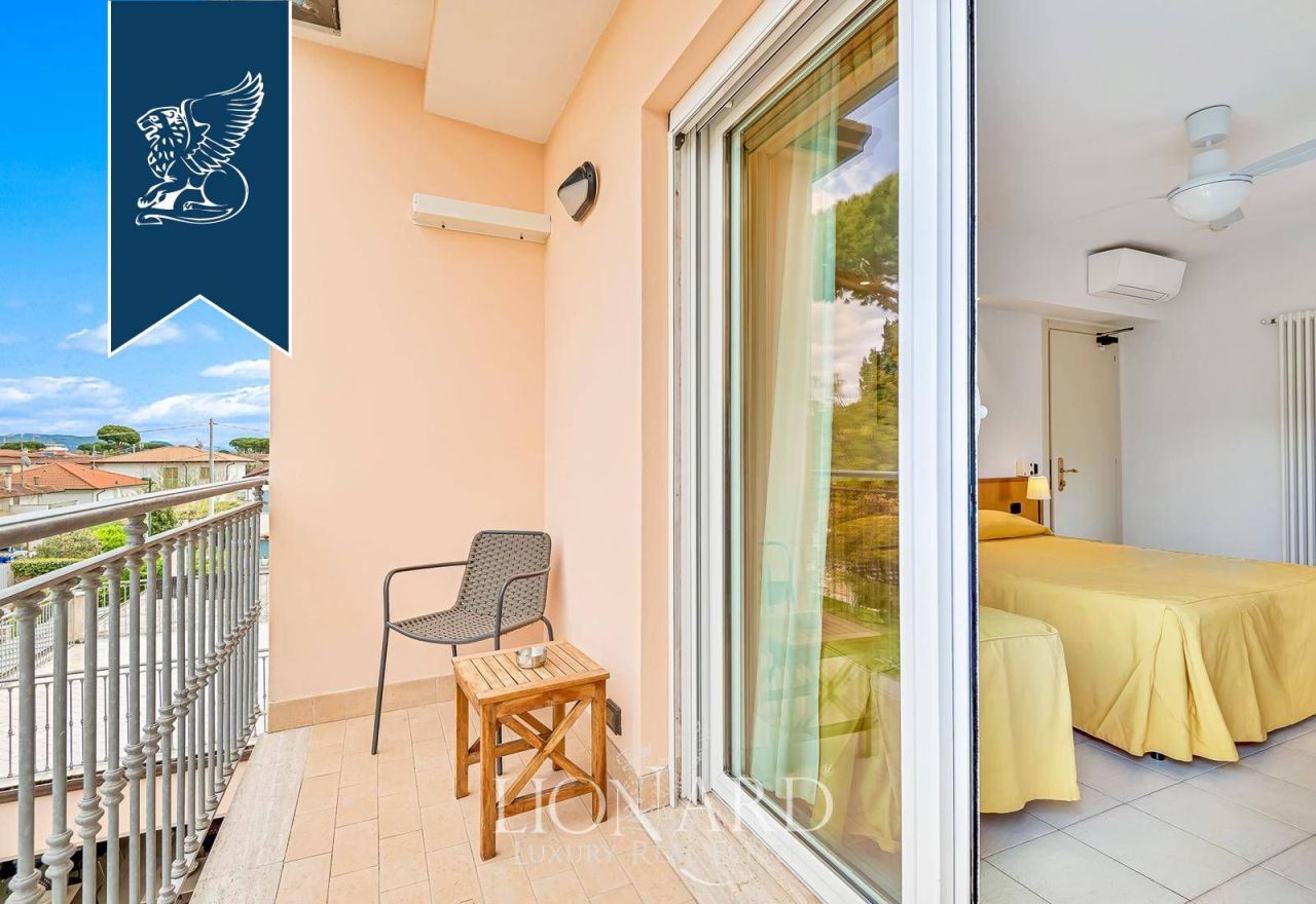 Отель, гостиница в Форте деи Марми, Италия, 1 000 м² - фото 16