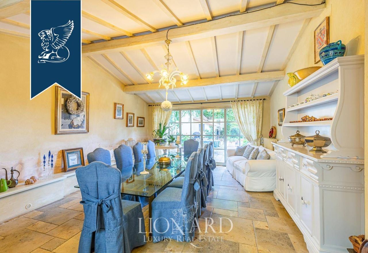 Вилла во Флоренции, Италия, 763 м² - фото 16