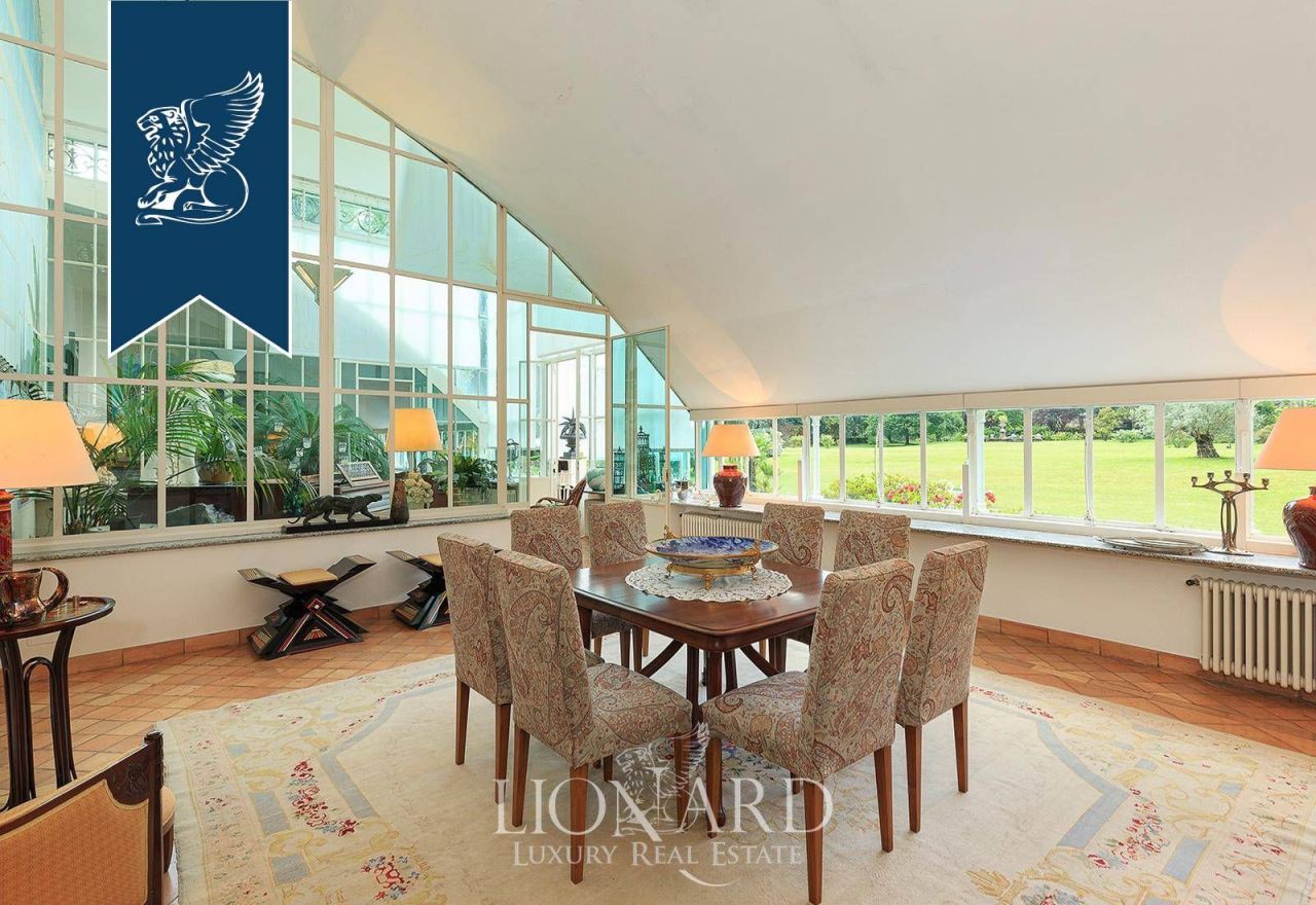 Вилла в Грианте, Италия, 380 м² - фото 16