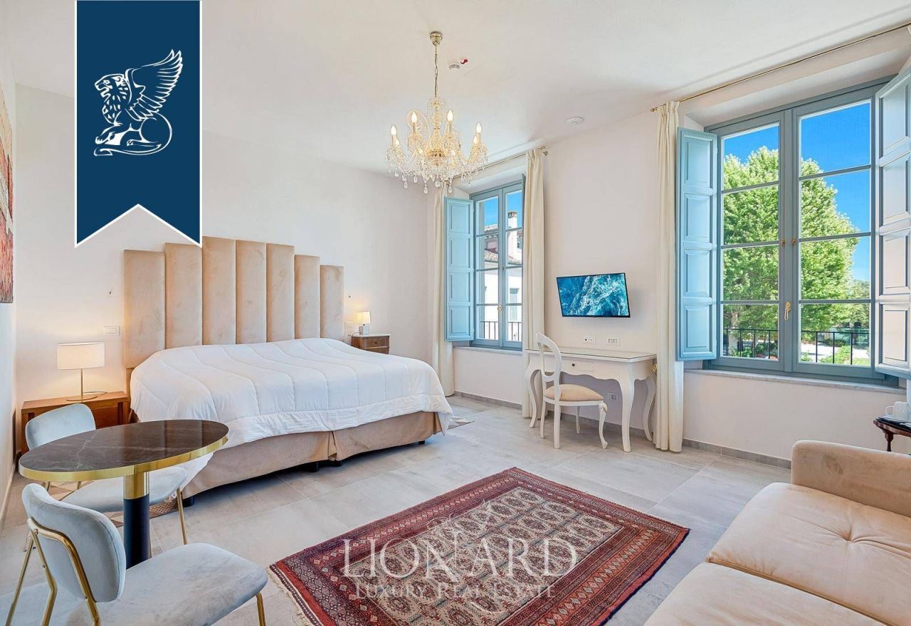 Вилла в Капаннори, Италия, 2 900 м² - фото 16