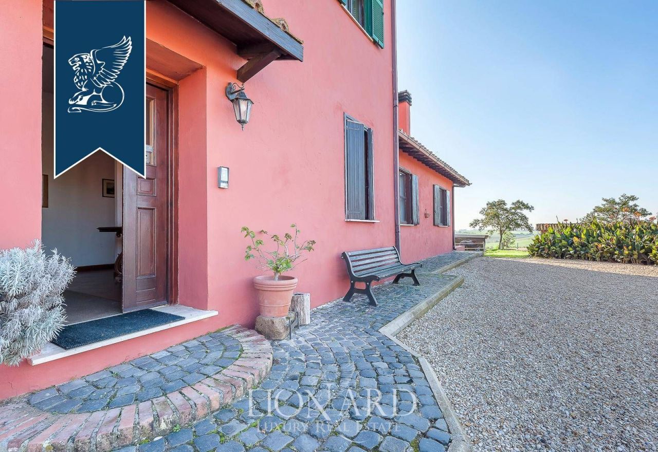 Ферма в Риме, Италия, 2 761 м² - фото 16