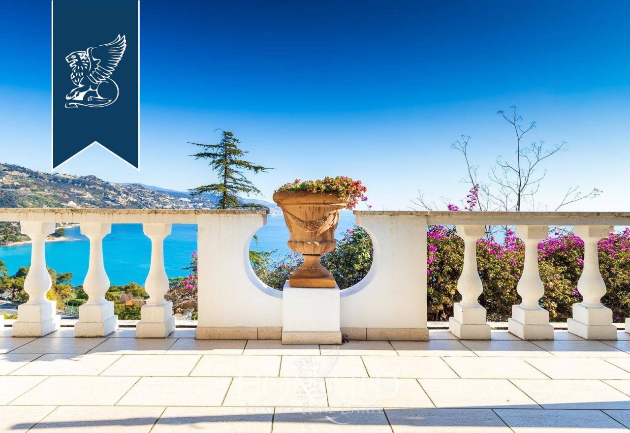 Вилла в Вентимилье, Италия, 450 м² - фото 16