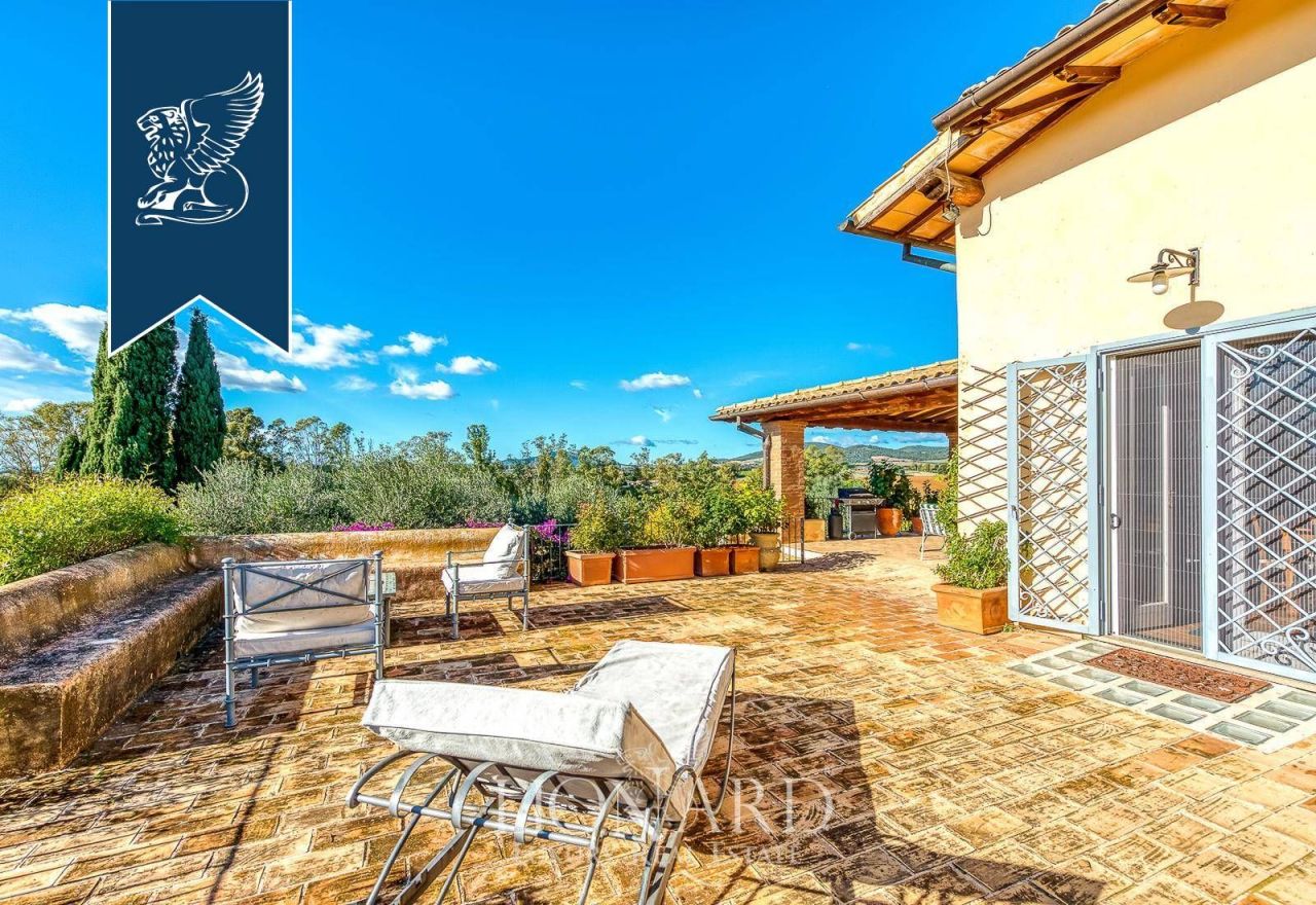 Вилла в Монтальто-ди-Кастро, Италия, 600 м² - фото 16