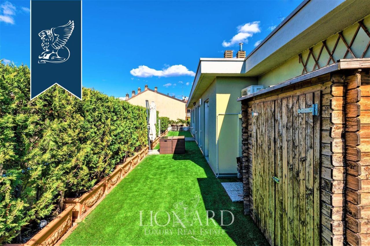 Апартаменты в Бергамо, Италия, 200 м² - фото 16