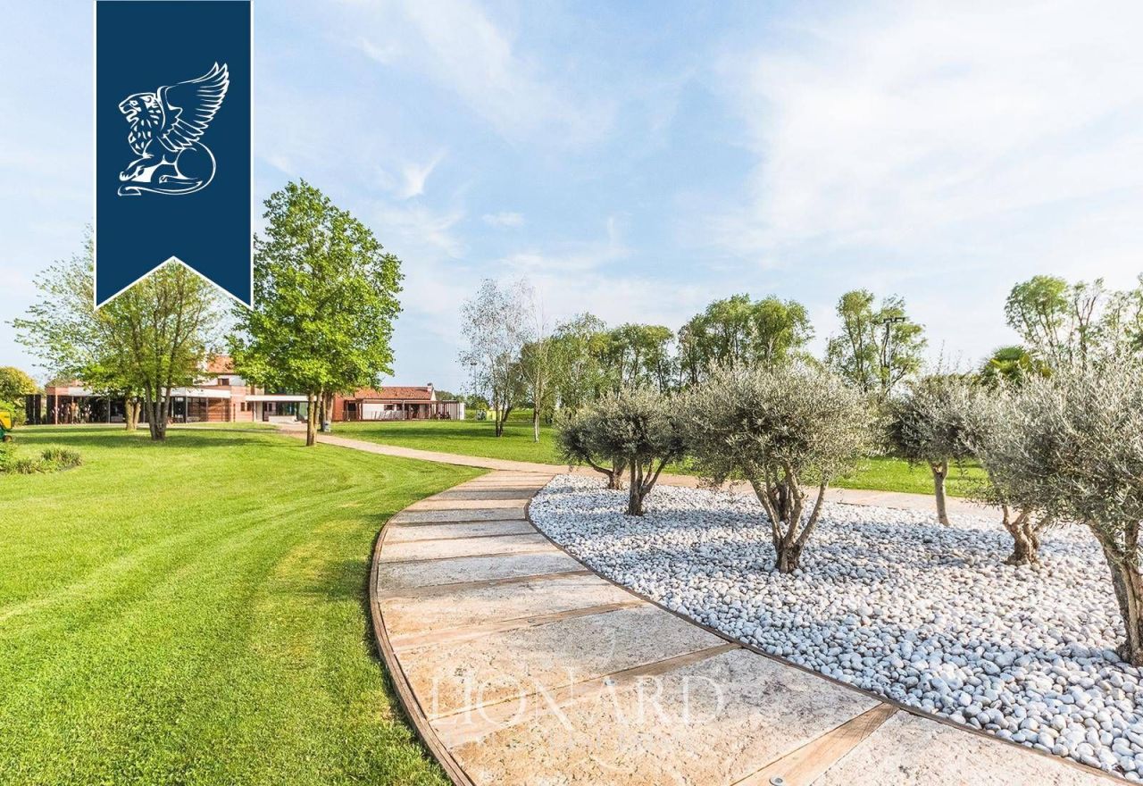 Вилла в Венеции, Италия, 1 150 м² - фото 16