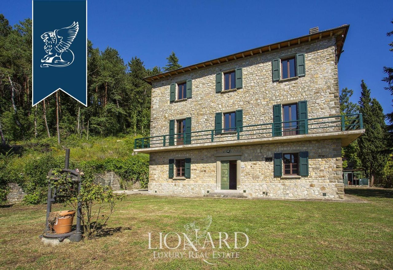 Ферма во Флоренции, Италия, 1 000 м² - фото 16