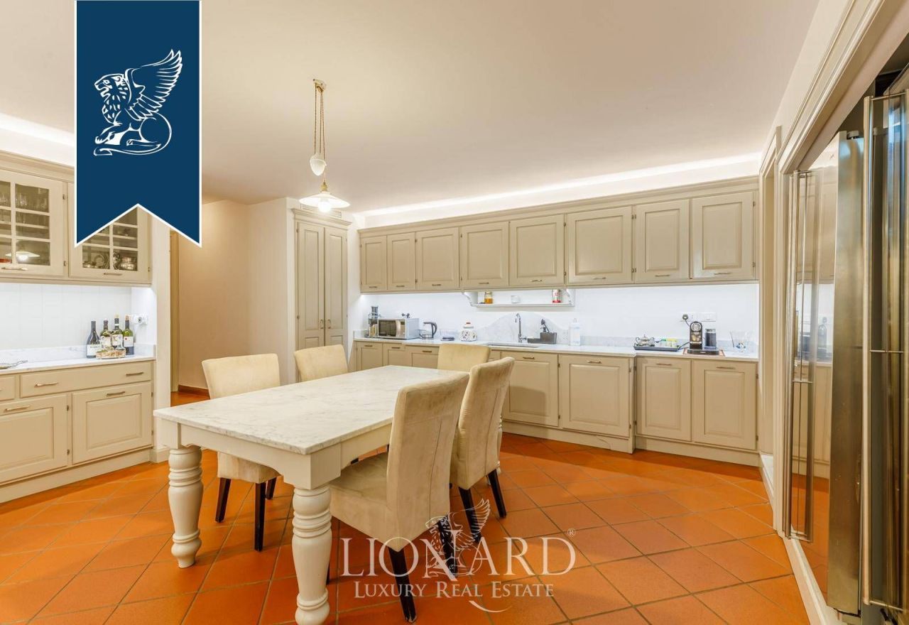 Апартаменты во Флоренции, Италия, 700 м² - фото 16