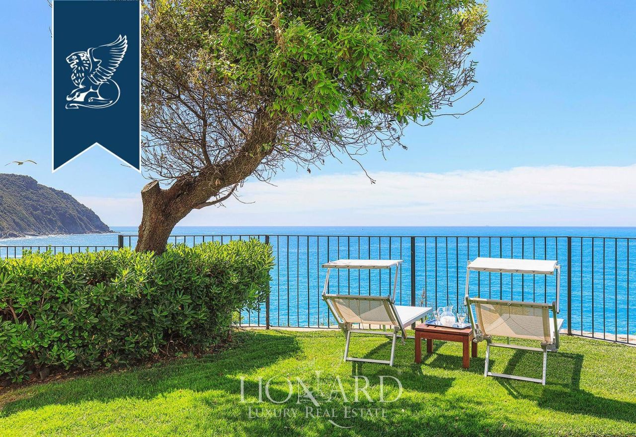 Вилла в Сестри-Леванте, Италия, 1 100 м² - фото 16