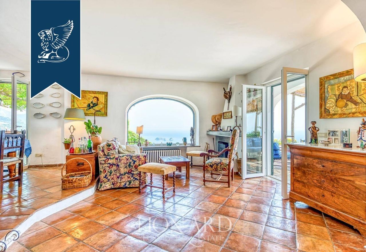 Вилла в Неаполе, Италия, 360 м² - фото 16