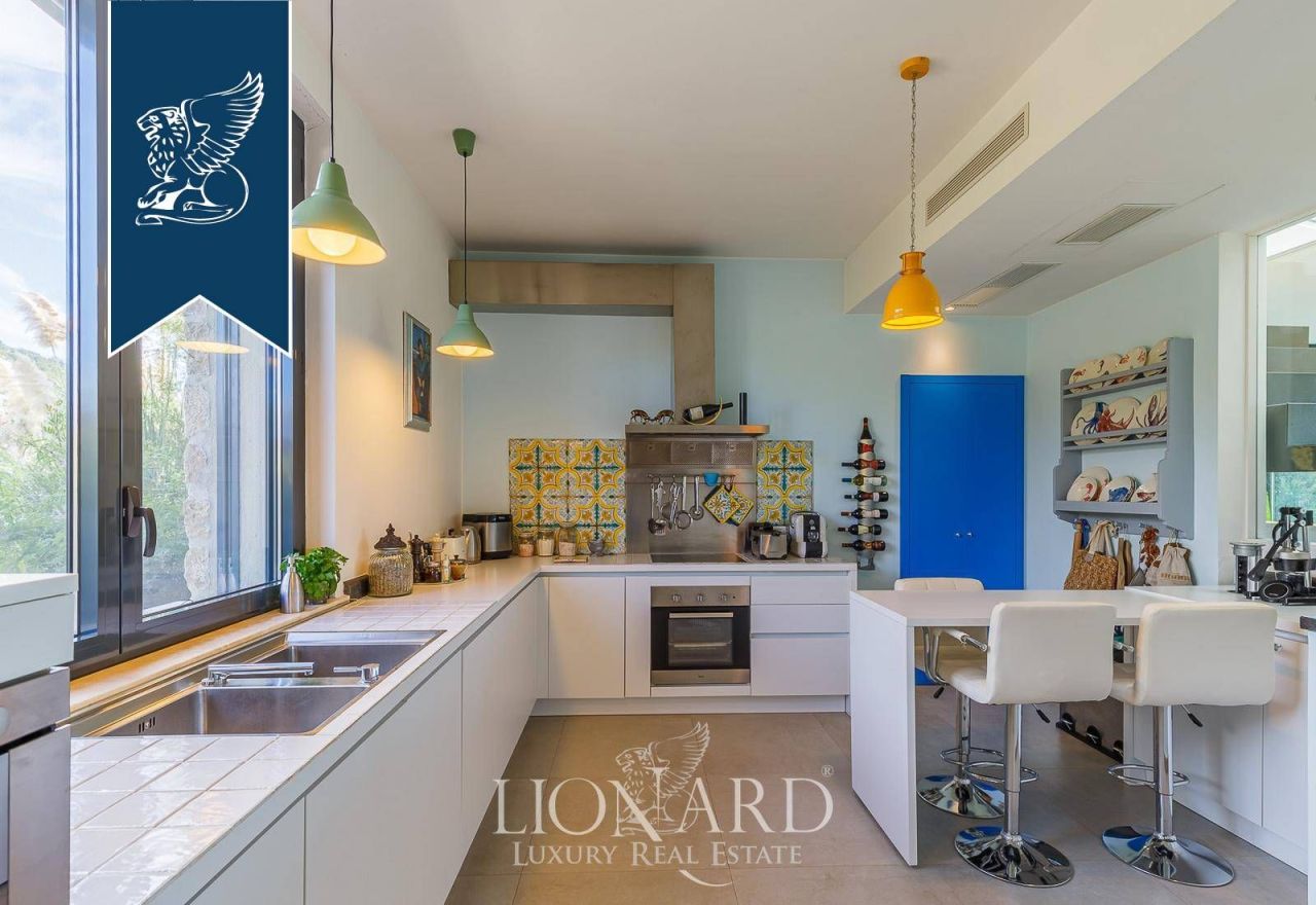 Вилла в Капальбио, Италия, 650 м² - фото 16