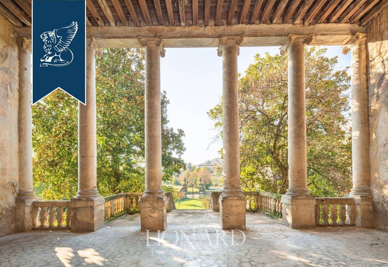 Вилла в Виченце, Италия, 4 700 м² - фото 16