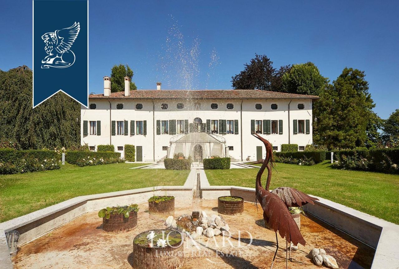 Вилла в Порденоне, Италия, 6 600 м² - фото 16