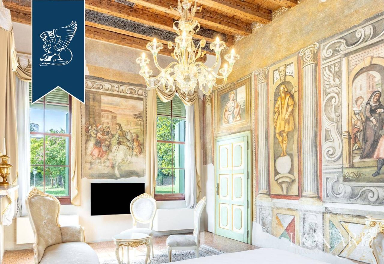 Вилла в Венеции, Италия, 1 600 м² - фото 16