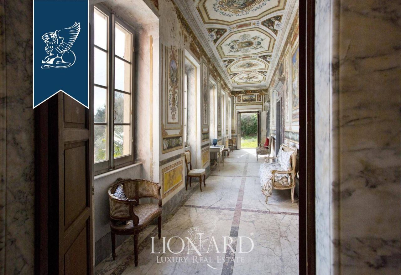 Вилла в Карраре, Италия, 2 000 м² - фото 16