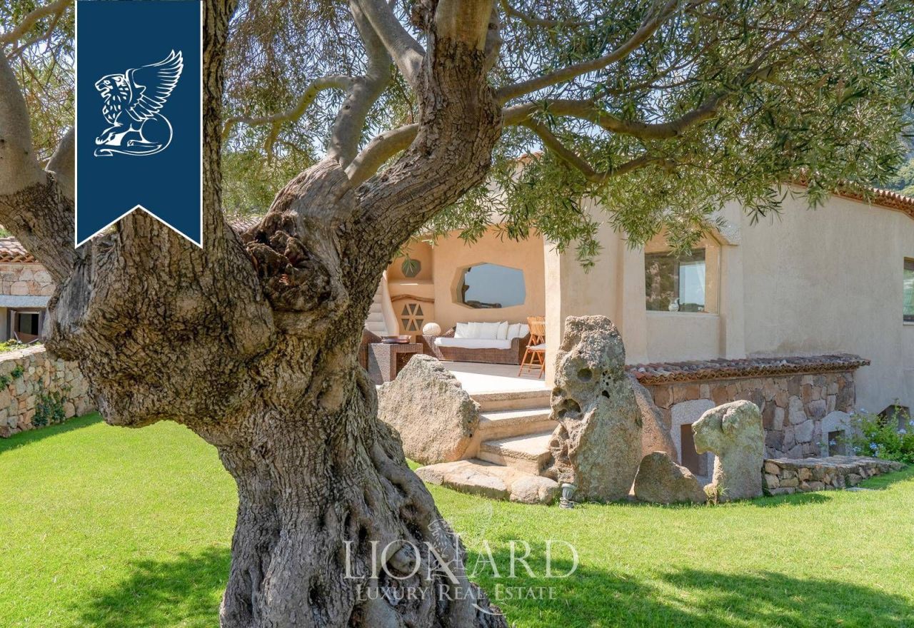 Вилла в Порто Черво, Италия, 298 м² - фото 16