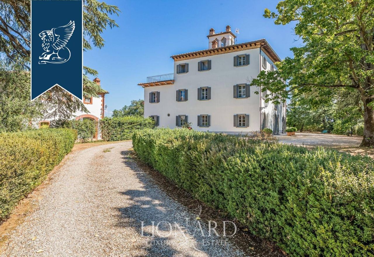 Вилла в Ареццо, Италия, 1 200 м² - фото 16