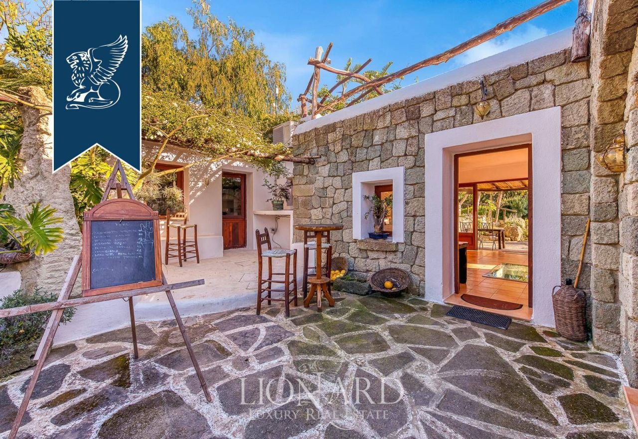 Вилла в Неаполе, Италия, 2 450 м² - фото 16