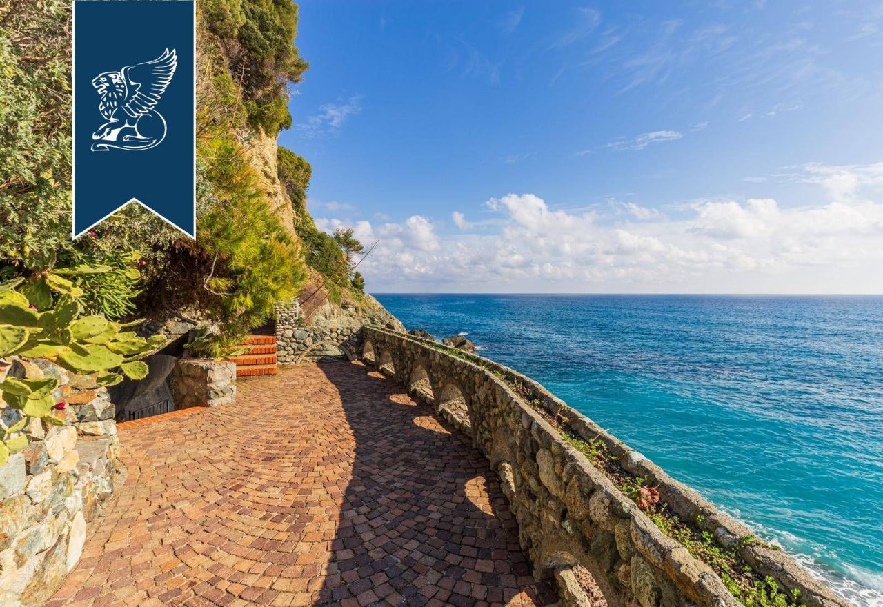 Вилла в Савоне, Италия, 600 м² - фото 16