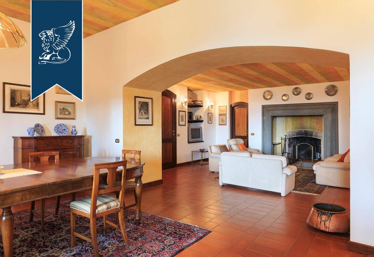 Вилла в Бергамо, Италия, 1 500 м² - фото 16