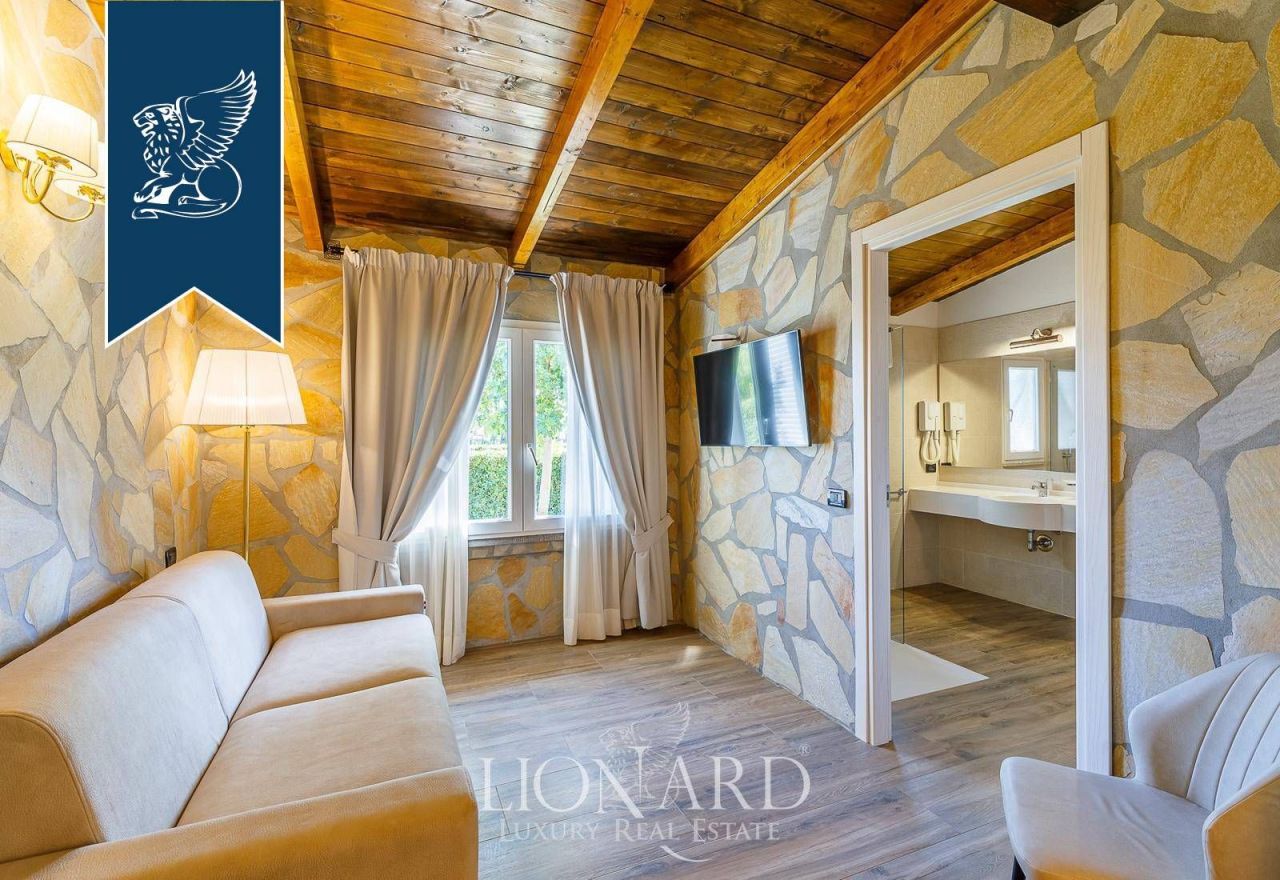 Ферма в Гроссето, Италия, 3 000 м² - фото 16