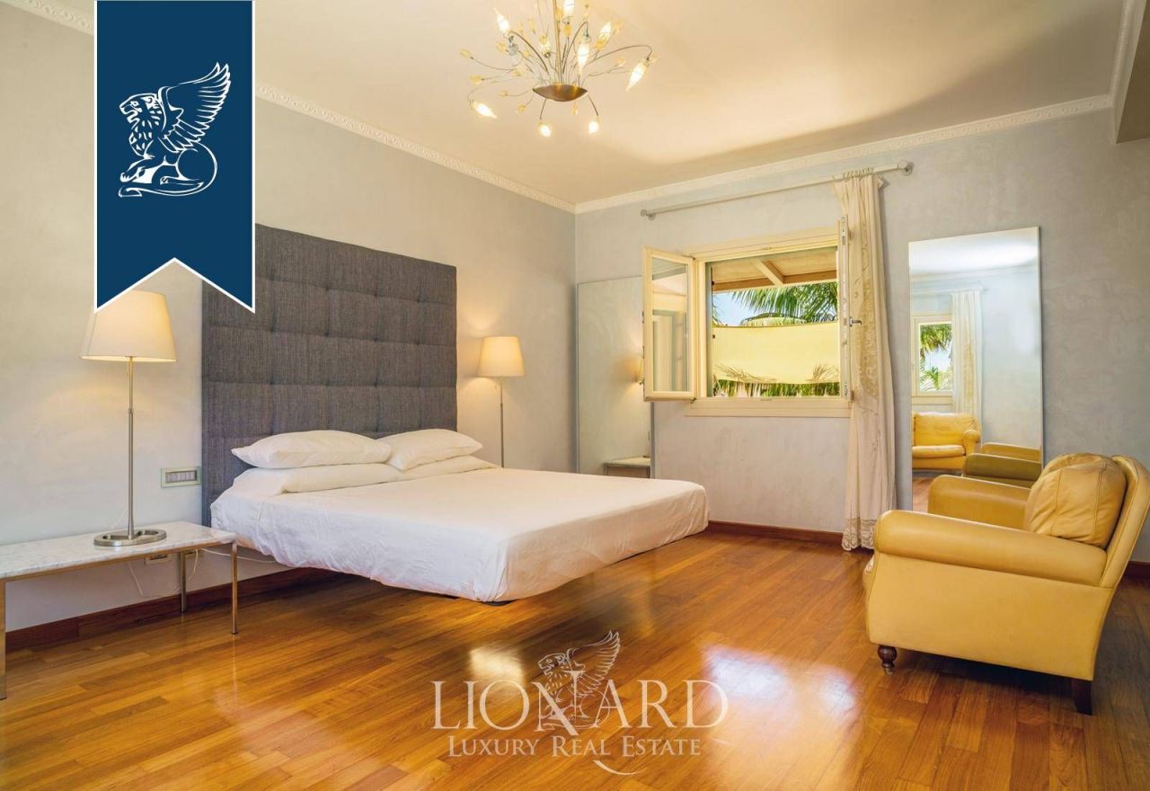 Вилла в Сиракузах, Италия, 880 м² - фото 15