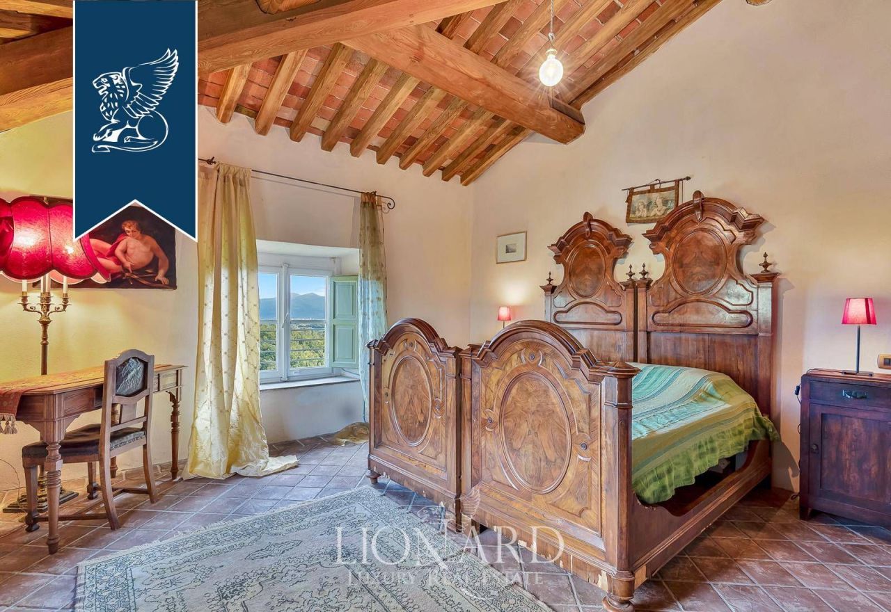 Вилла в Лукке, Италия, 1 301 м² - фото 15