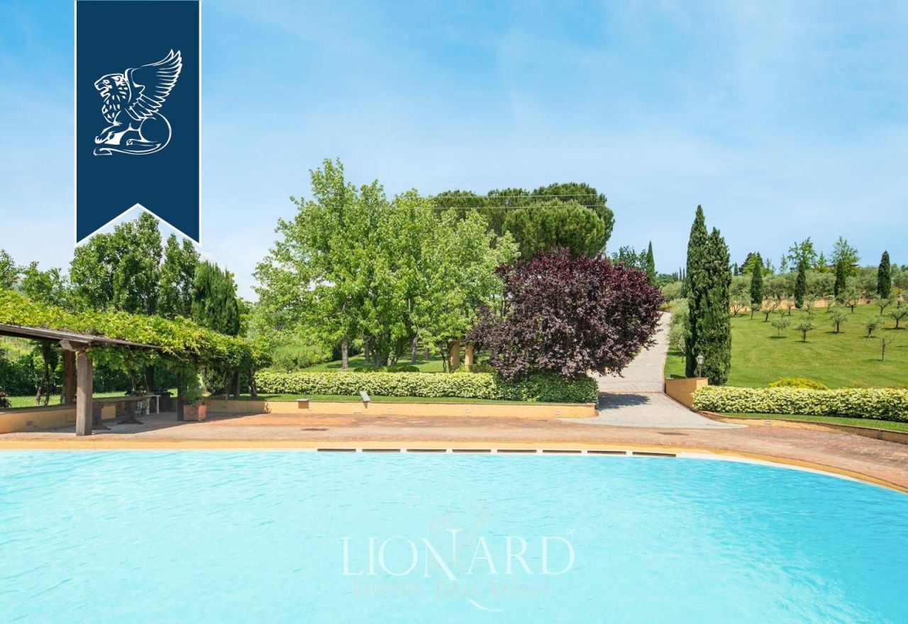 Вилла в Прато, Италия, 1 000 м² - фото 15