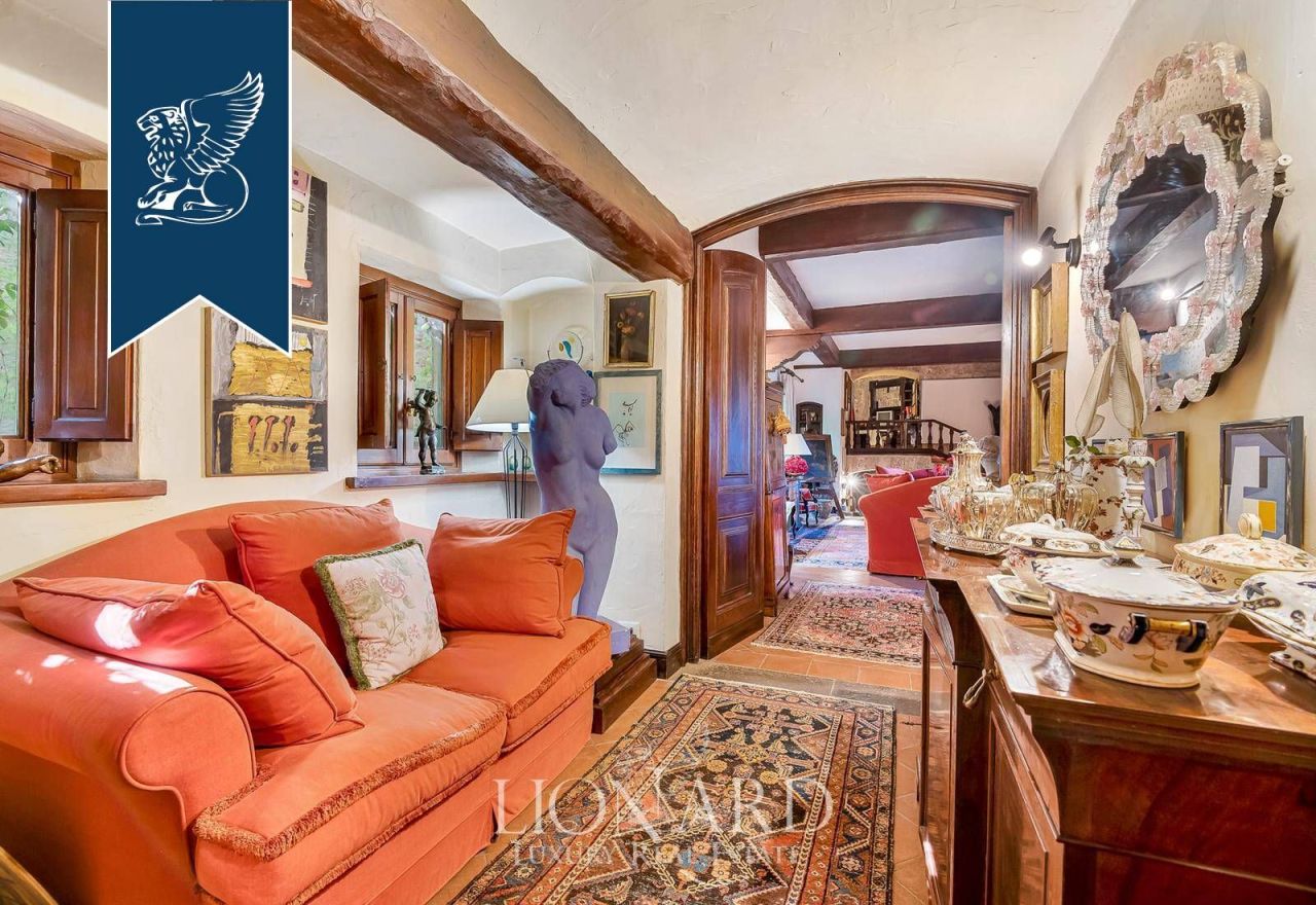 Замок в Камайоре, Италия, 500 м² - фото 15