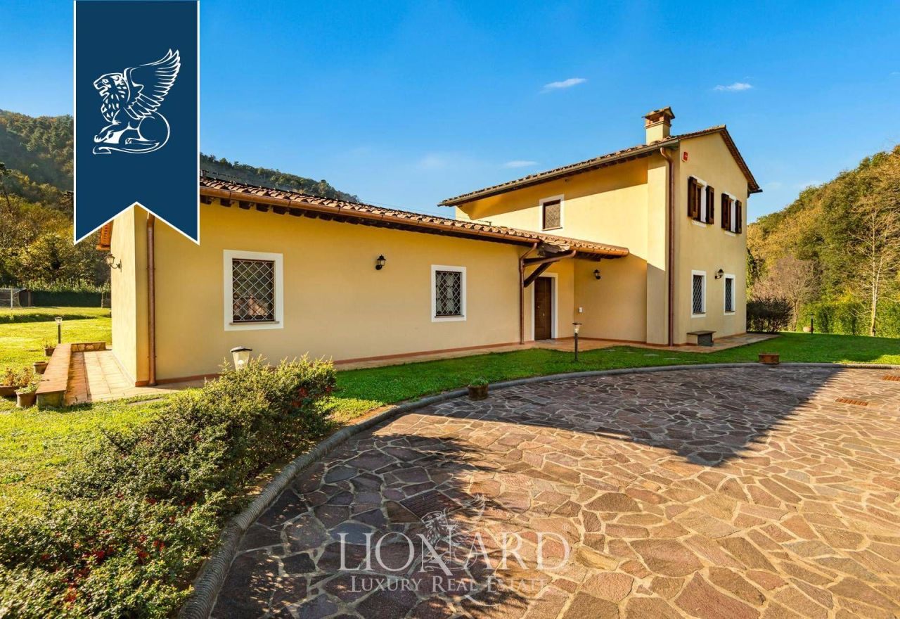 Вилла в Лукке, Италия, 450 м² - фото 15