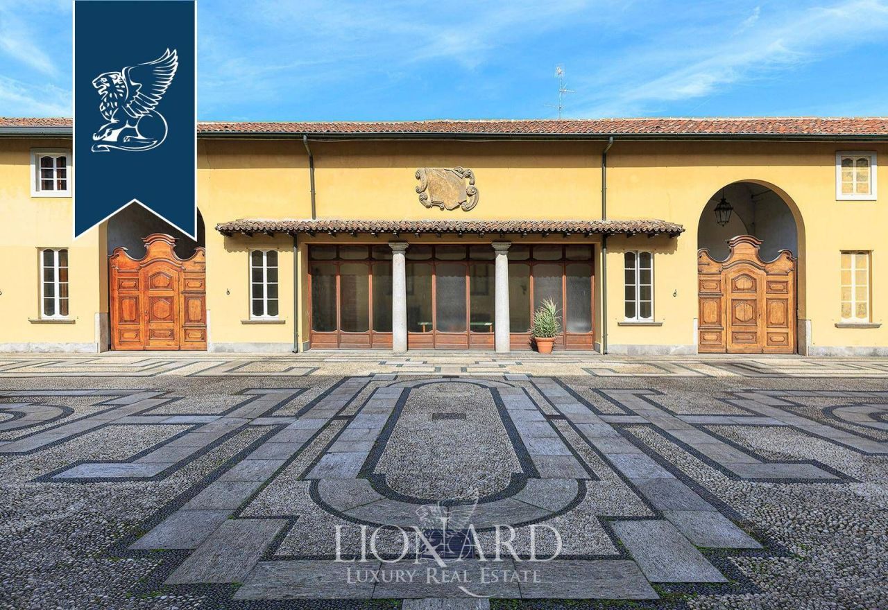 Вилла в Милане, Италия, 2 500 м² - фото 15