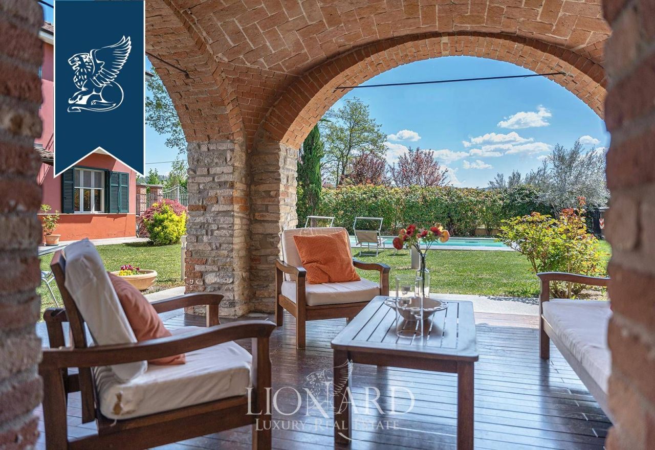 Ферма в Асти, Италия, 1 000 м² - фото 15