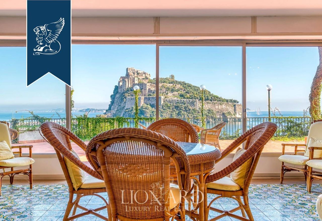 Вилла в Искье, Италия, 450 м² - фото 15