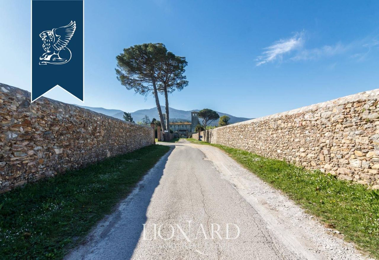 Вилла в Капаннори, Италия, 800 м² - фото 14