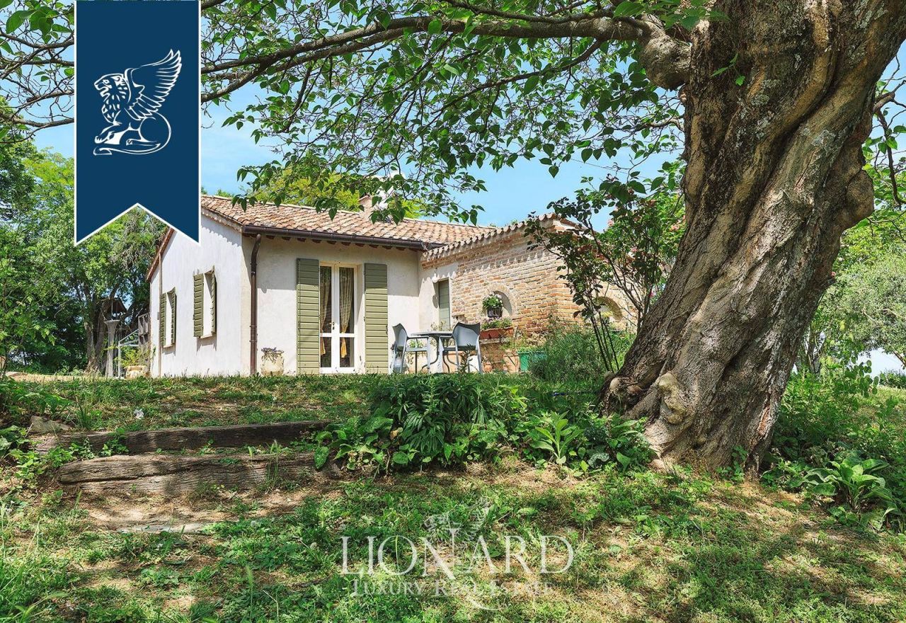 Замок в Форли-Чезене, Италия, 1 000 м² - фото 14