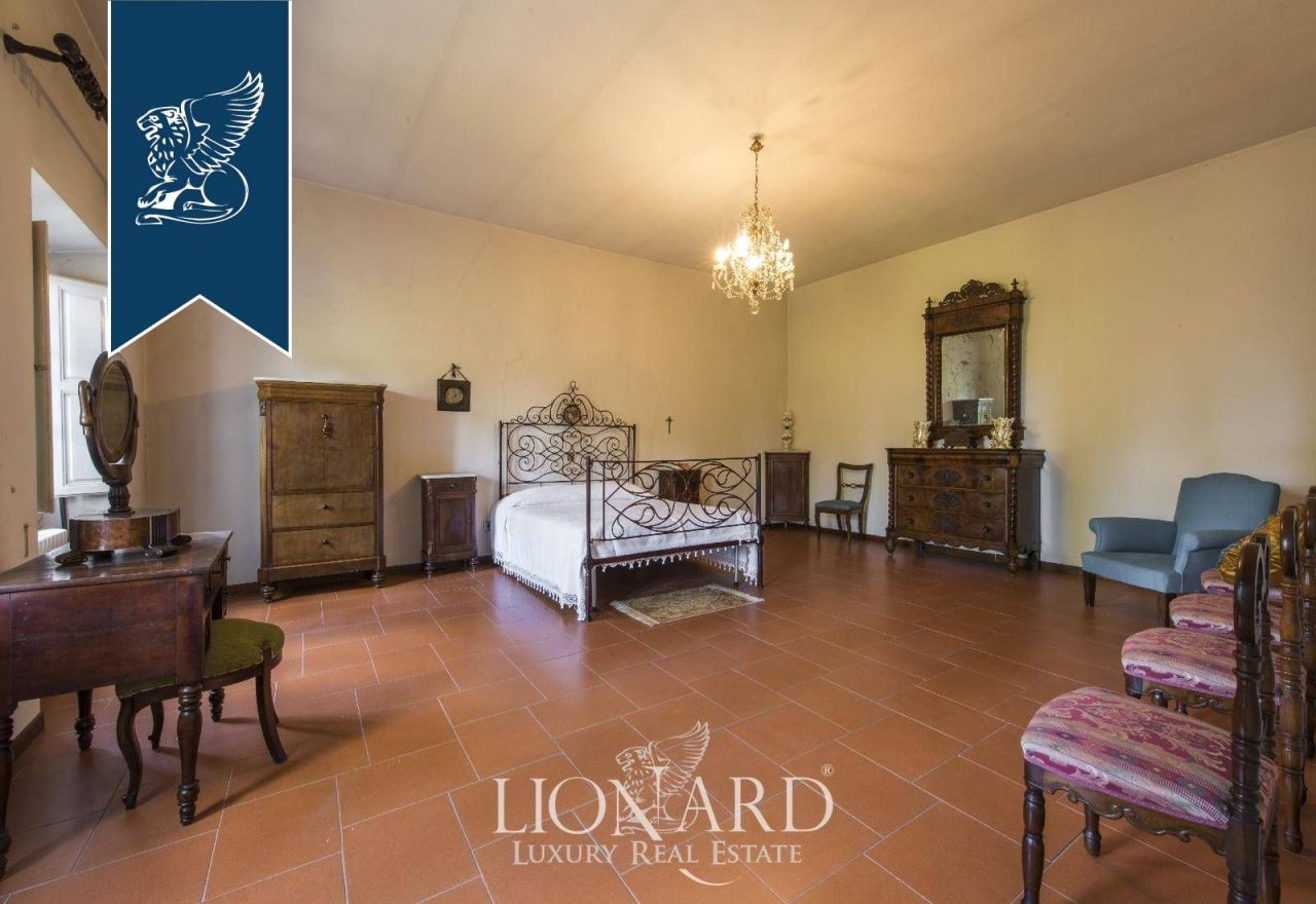 Вилла в Прато, Италия, 1 000 м² - фото 15