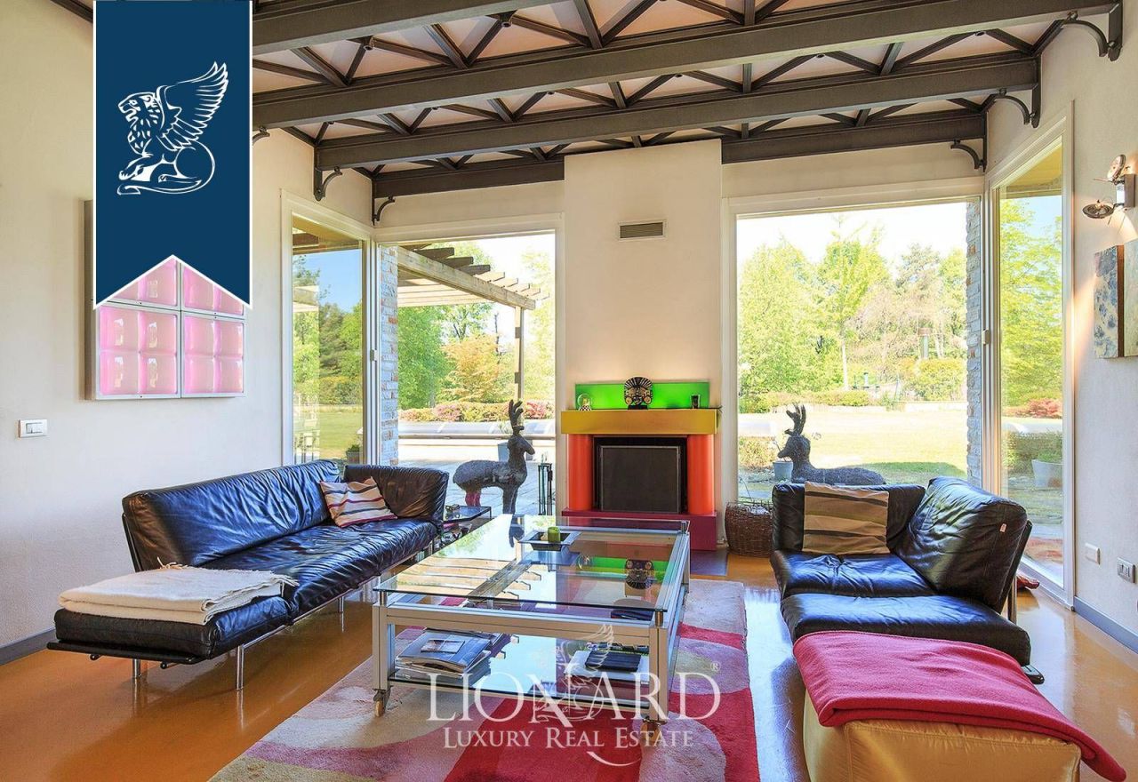 Вилла в Новаре, Италия, 700 м² - фото 14