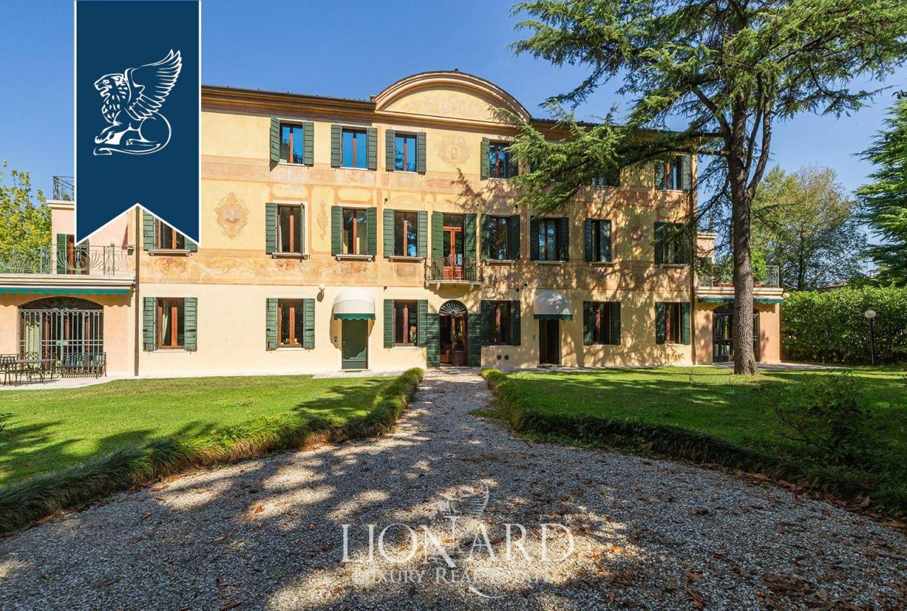 Вилла в Тревизо, Италия, 800 м² - фото 14