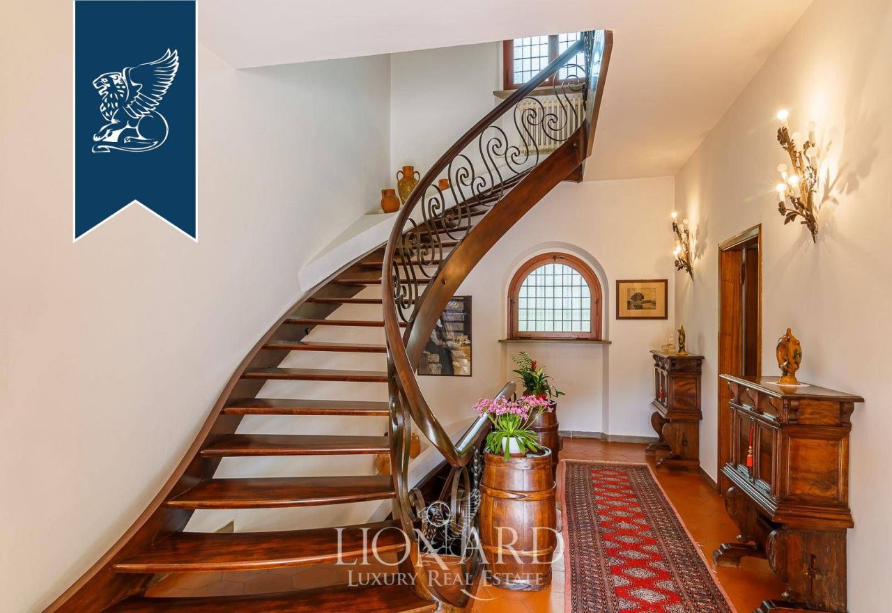 Вилла во Флоренции, Италия, 480 м² - фото 17