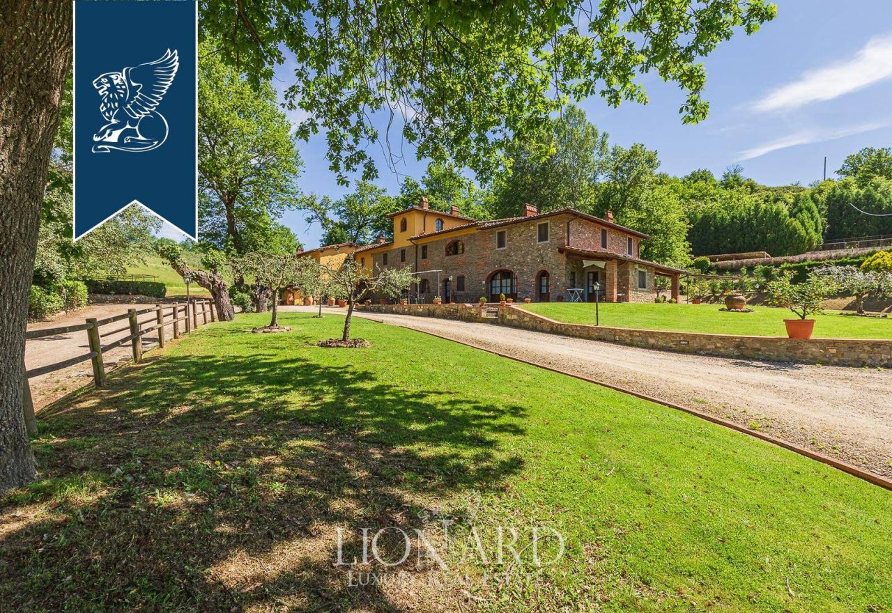 Ферма во Флоренции, Италия, 900 м² - фото 17