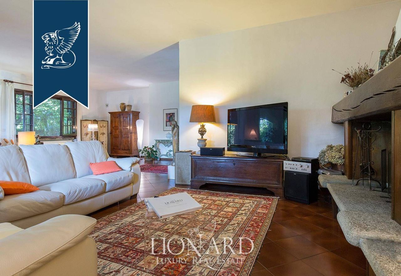 Вилла в Варесе, Италия, 330 м² - фото 17