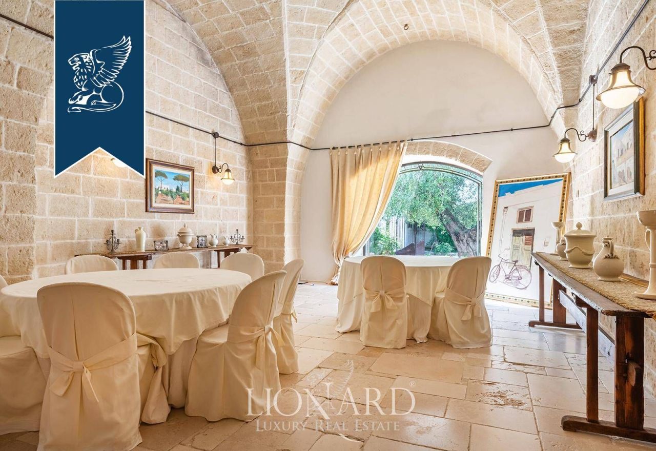 Ферма в Таранто, Италия, 1 000 м² - фото 17