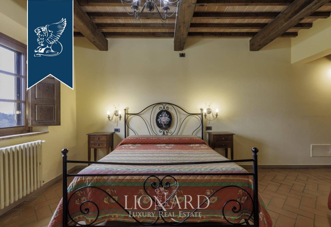 Ферма в Понтедере, Италия, 2 100 м² - фото 17